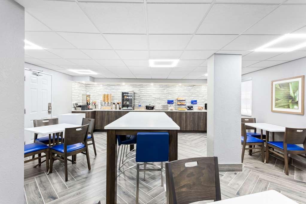 Best Western Schaumburg - O'Hare Nw Restaurant photo